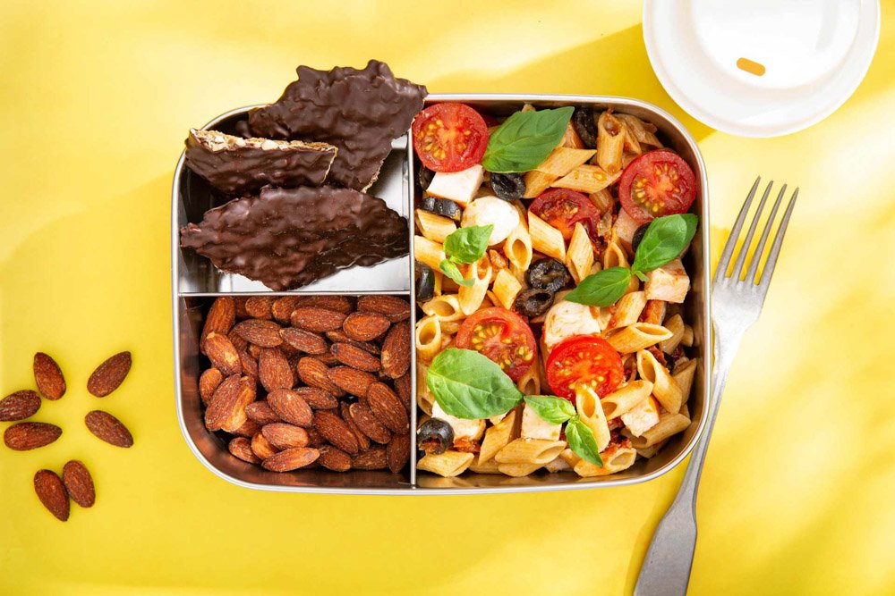 Lunchbox met pastasalade